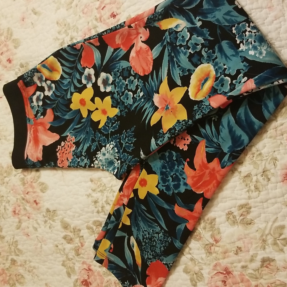 Philosophy women's floral pants